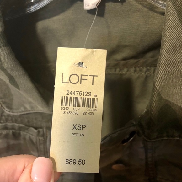 NWOT Ann Taylor Loft cropped jacket - Picture 2 of 4